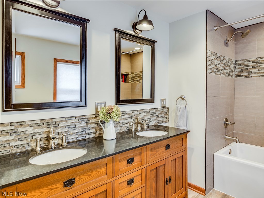 Oak Point - Residential