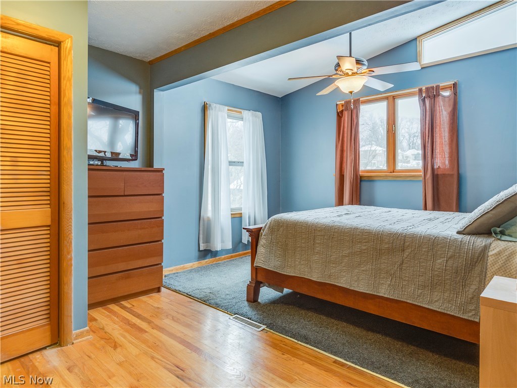 Oak Point - Residential