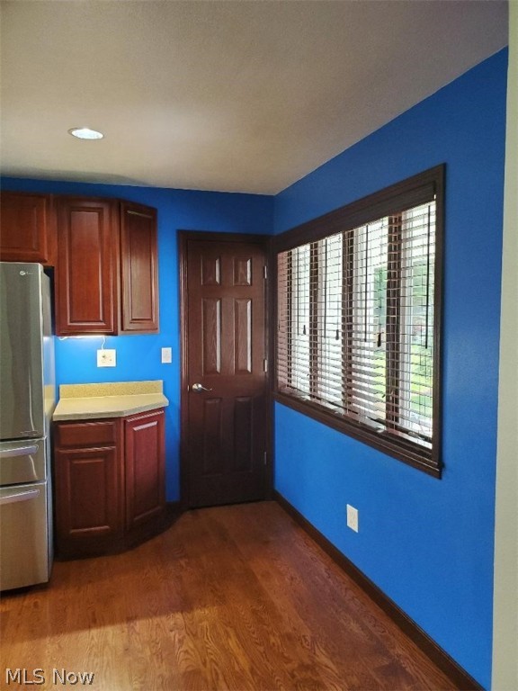 Village/Sheffield - Residential