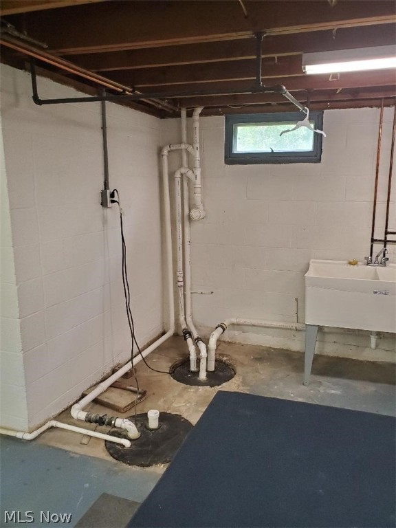 Village/Sheffield - Residential