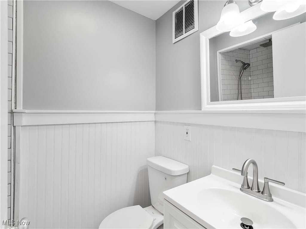 11850 Edgewater Drive #311, Lakewood, Ohio image 23