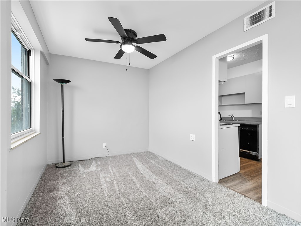 11850 Edgewater Drive #311, Lakewood, Ohio image 12