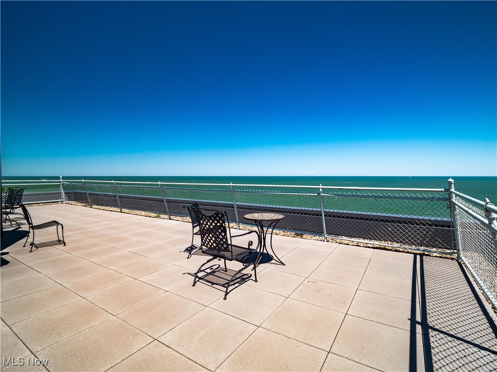 11850 Edgewater Drive #311, Lakewood, Ohio image 32