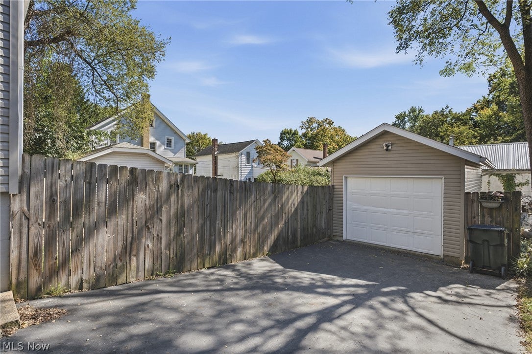 614 Western Drive