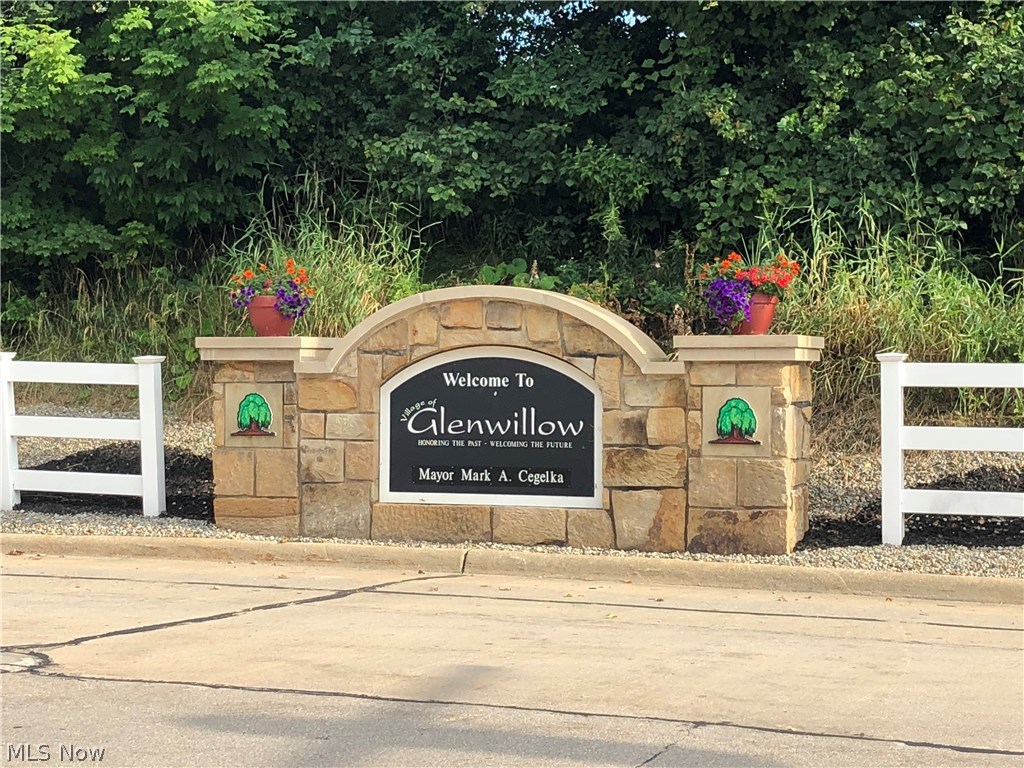 Glenwillow Place - Residential