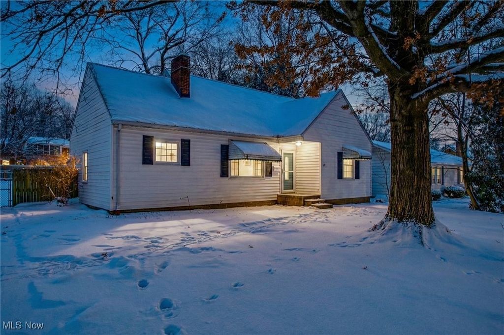 Photo of 555 Highland Avenue, Wadsworth, OH 44281 (MLS # 5177307)