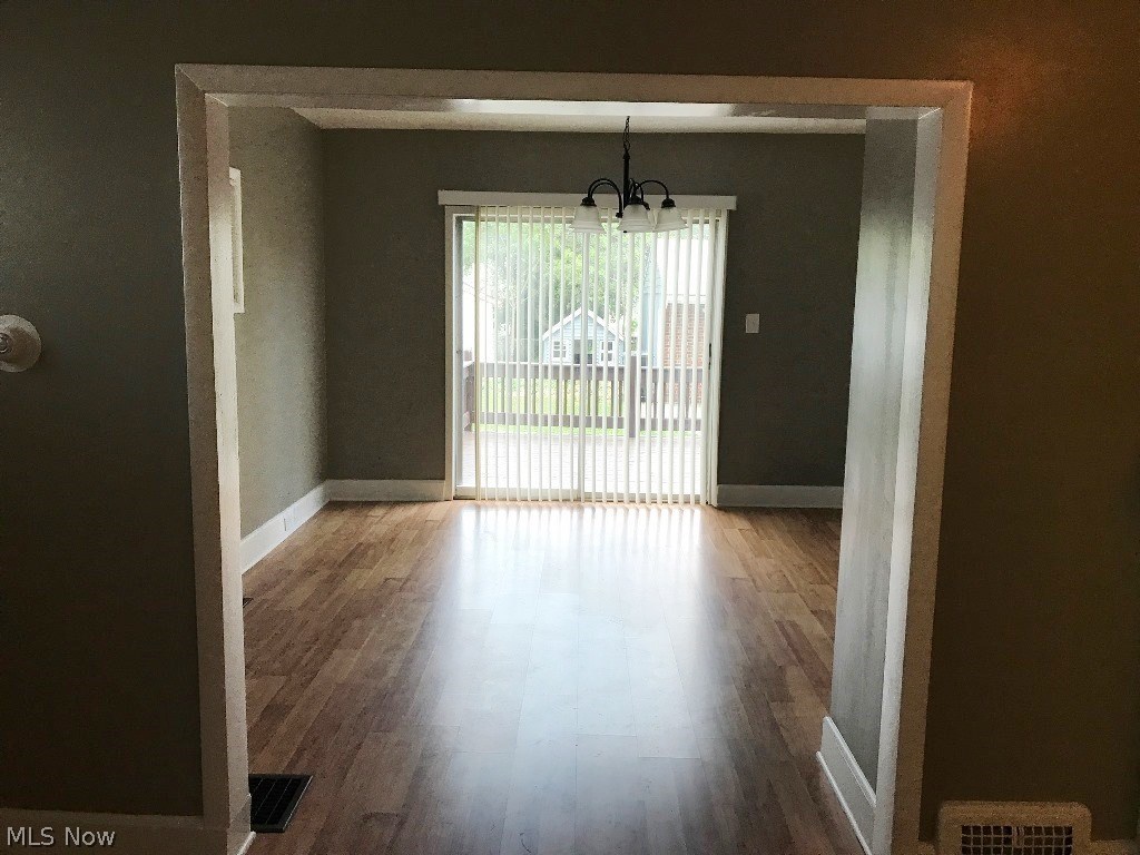 Conger Helper Realty Cos Hall - Residential