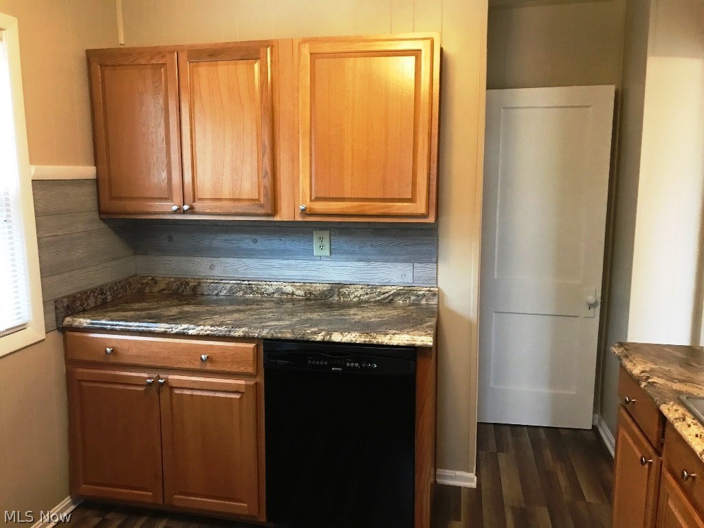 Conger Helper Realty Cos Hall - Residential