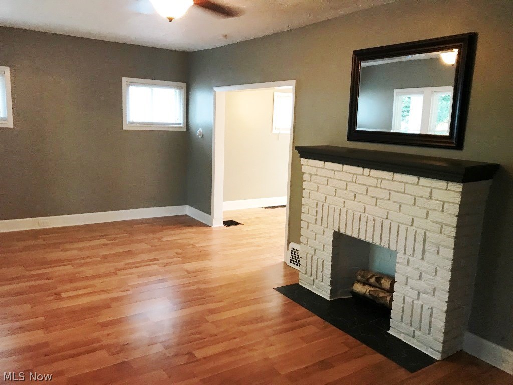 Conger Helper Realty Cos Hall - Residential