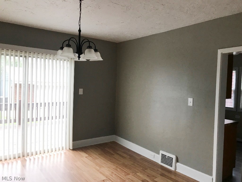 Conger Helper Realty Cos Hall - Residential