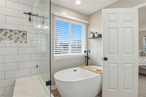 Tiny photo for 32895 Rebecca Lane, Avon Lake, OH 44012 (MLS # 5187799)