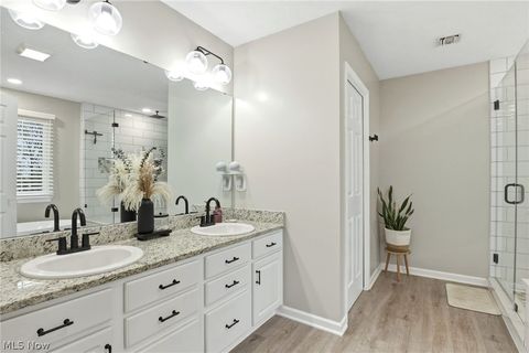 Tiny photo for 32895 Rebecca Lane, Avon Lake, OH 44012 (MLS # 5187799)