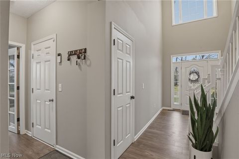 Tiny photo for 32895 Rebecca Lane, Avon Lake, OH 44012 (MLS # 5187799)