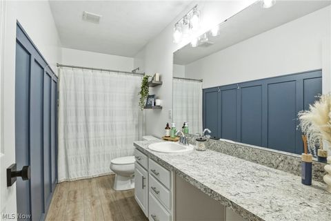 Tiny photo for 32895 Rebecca Lane, Avon Lake, OH 44012 (MLS # 5187799)