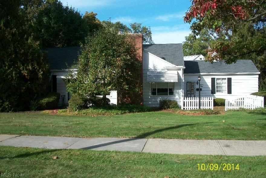 Desirable ranch style living in Bay Village, Great School System and location! Close to shopping, schools and parks. Property Sold as Is. Subject to HUD Guidelines 24 CFR 206.125.