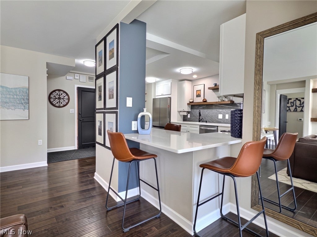 1 Bratenahl Place 105