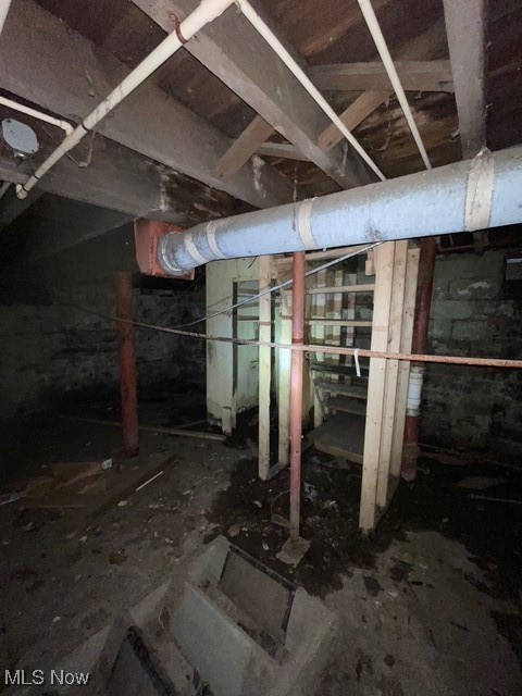 5827 Portage Avenue, Cleveland, Ohio image 30