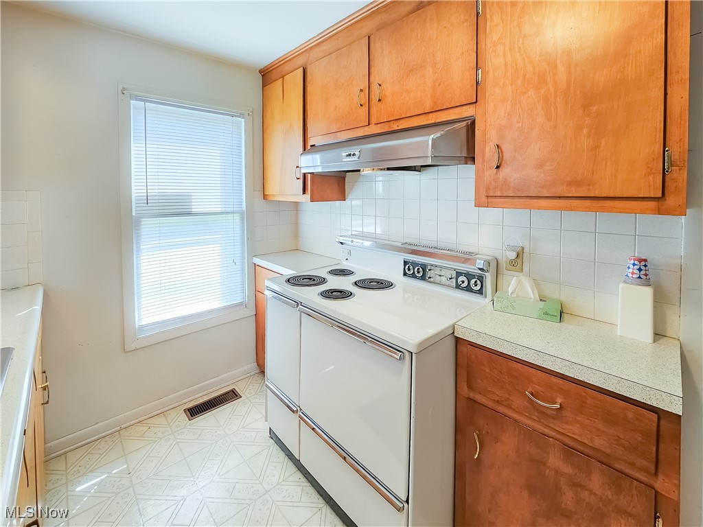 5931 Freitag Street, Canton, Ohio image 12