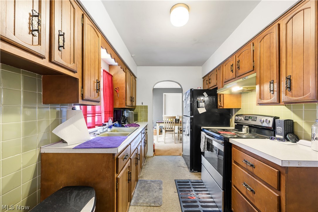 Center Place - Commercial Sale