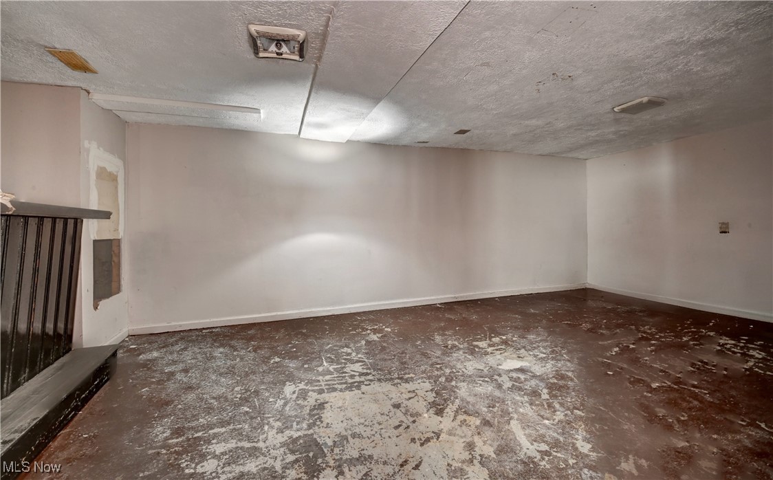 County/Summit - Residential