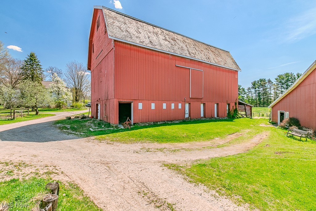 14110 Caves Road, Novelty, Ohio image 35