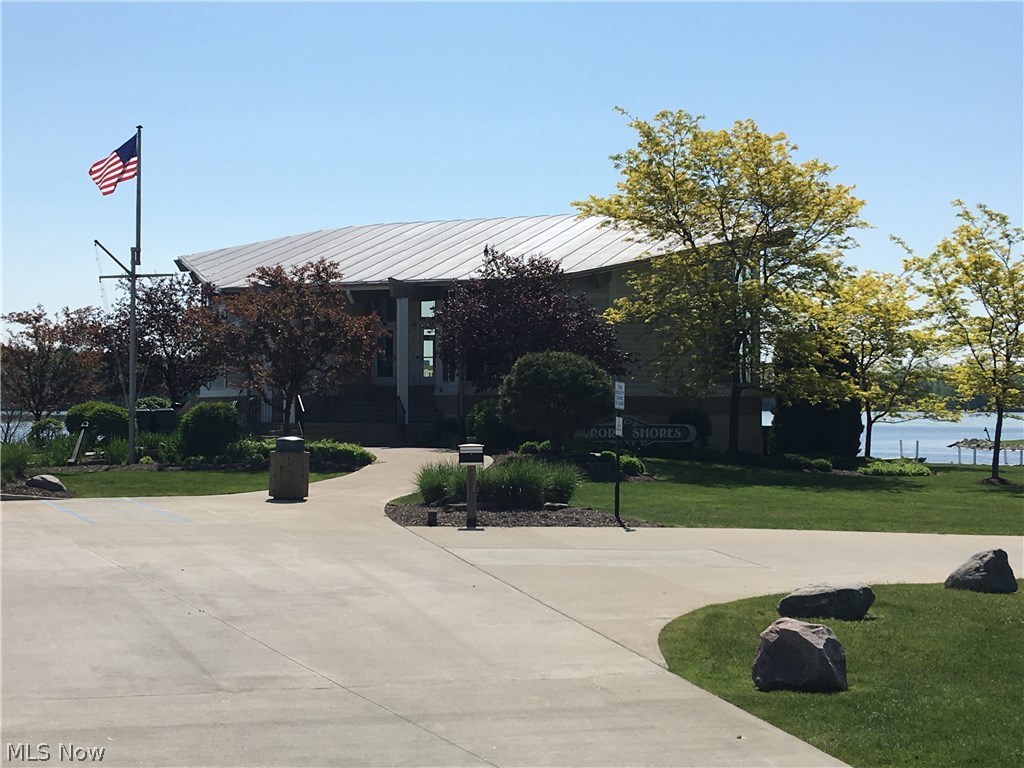 Aurora Shores - Residential