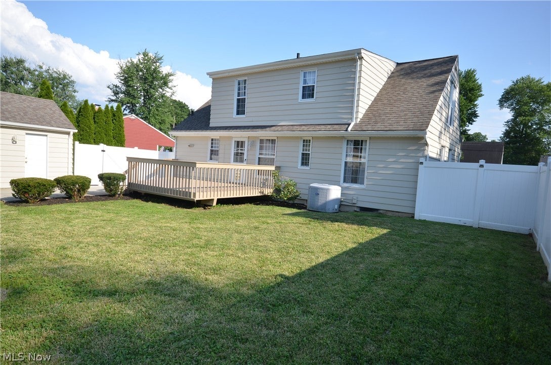 2527 Carson Road
