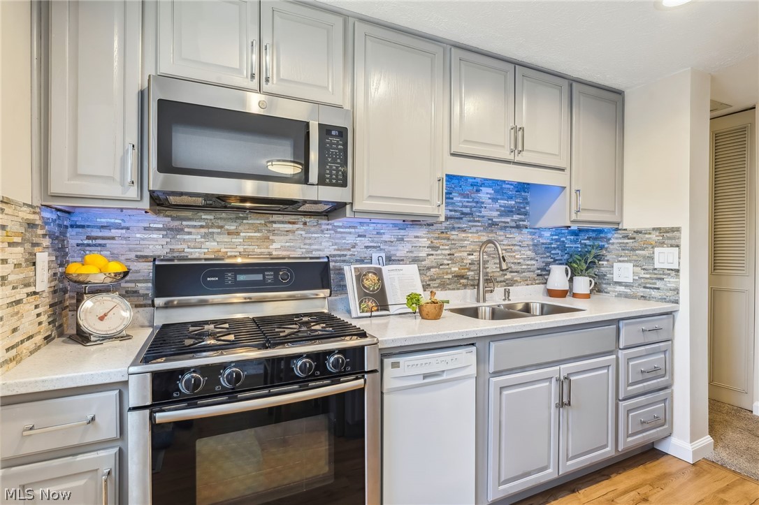 Crestwood - Residential