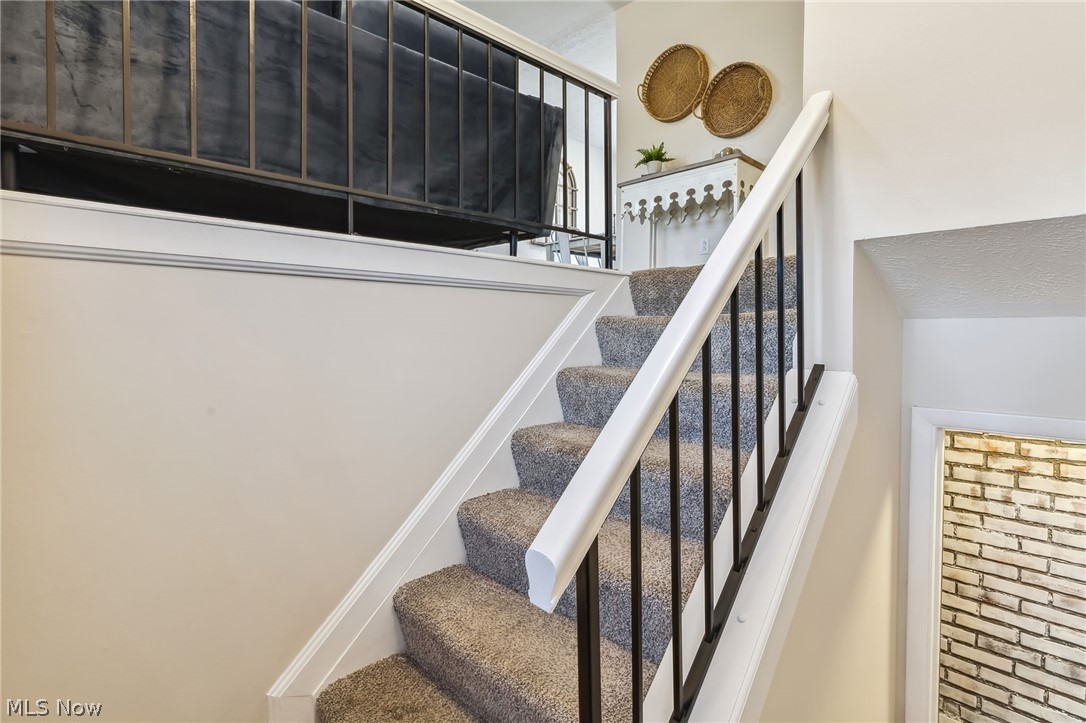 Crestwood - Residential