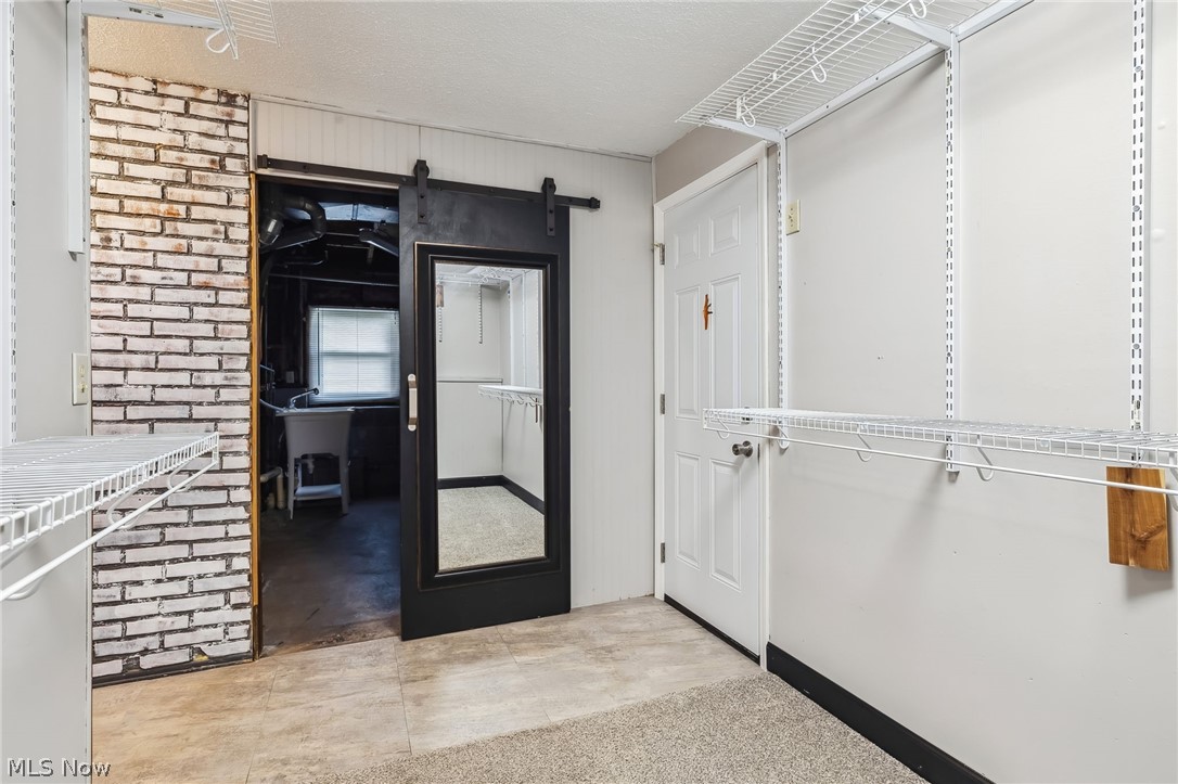 Crestwood - Residential