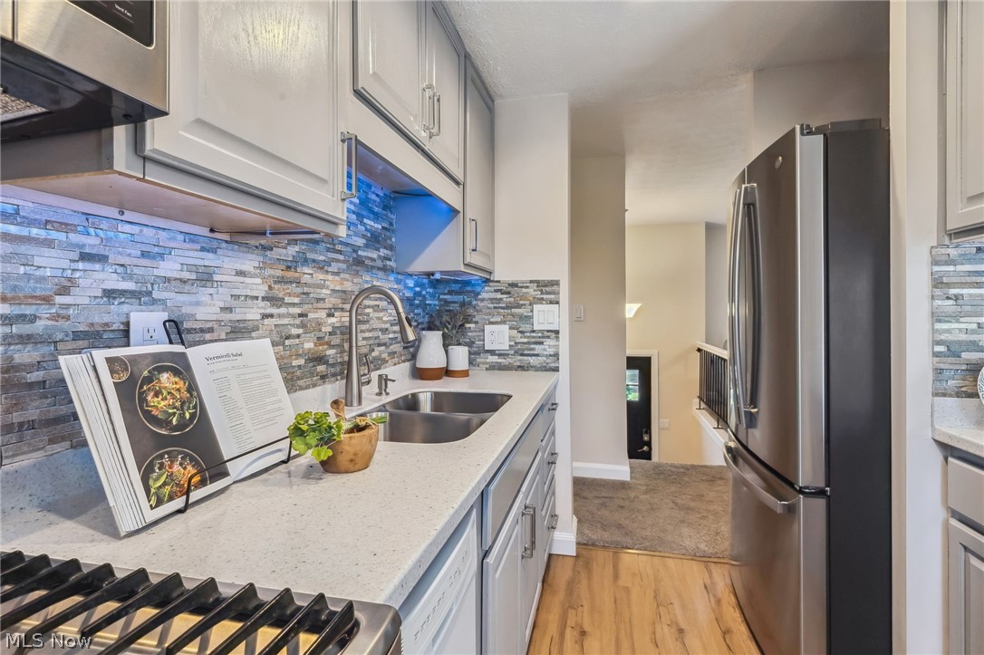 Crestwood - Residential