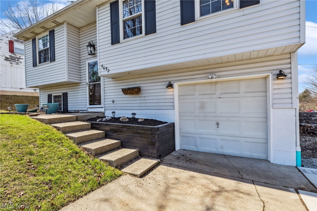 Crestwood - Residential