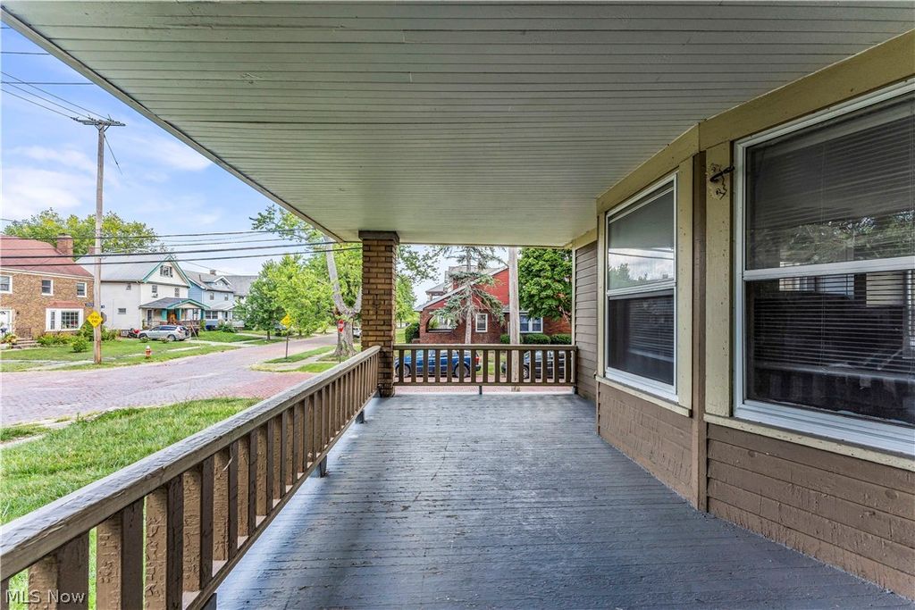 Photo of 3219 W 116th Street #1/DN, Cleveland, OH 44111 (MLS # 5207349)