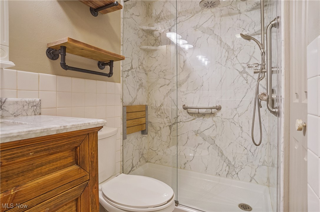 Silver Lake Towers Condo - Residential