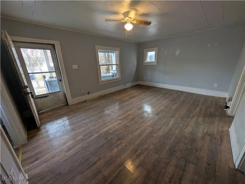 Photo of 642 Gridley Avenue, Akron, OH 44306 (MLS # 5181154)