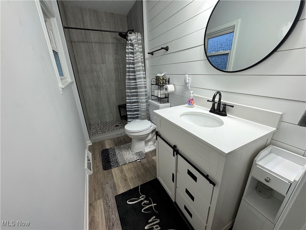 Hills & Dales Estates - Residential Lease