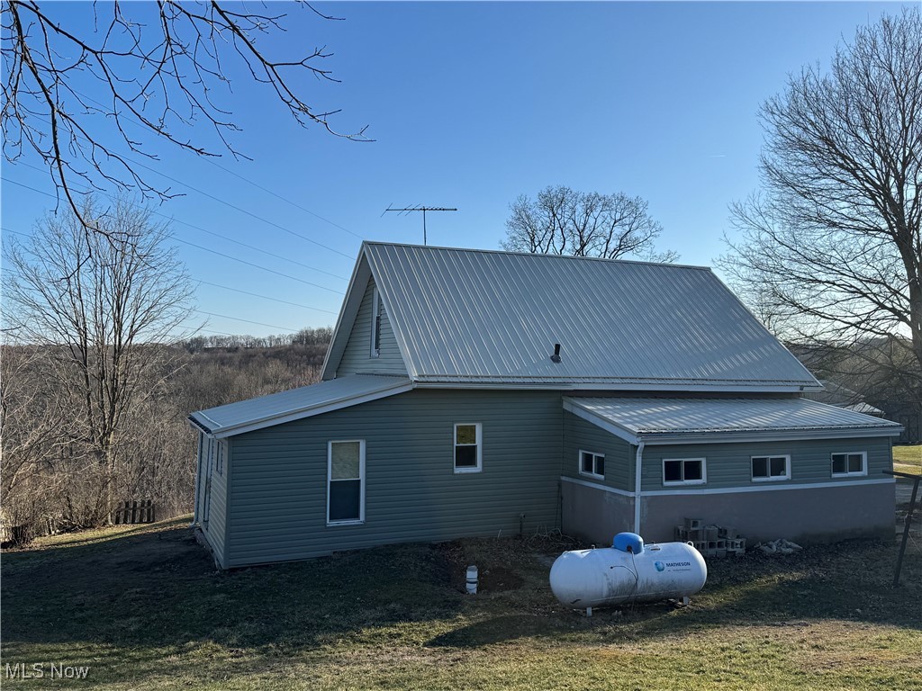 2461 Peters Creek Road, Cambridge, Ohio image 3