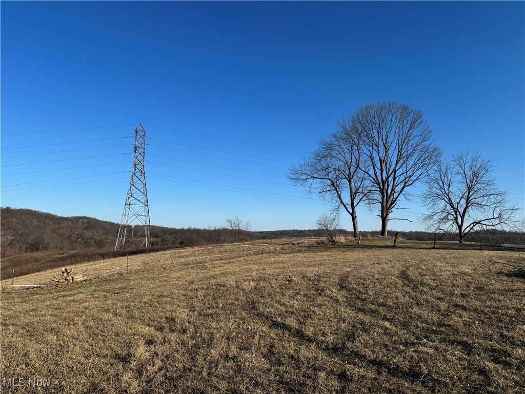2461 Peters Creek Road, Cambridge, Ohio image 10
