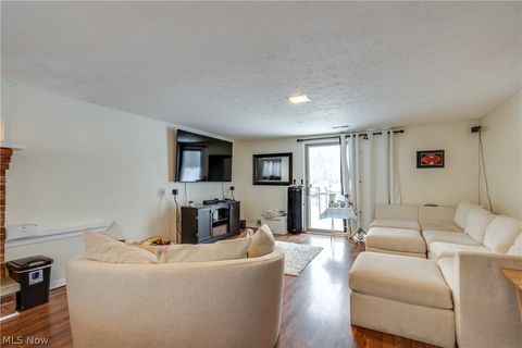 Tiny photo for 5651 Grafton Road, Valley City, OH 44280 (MLS # 5188180)