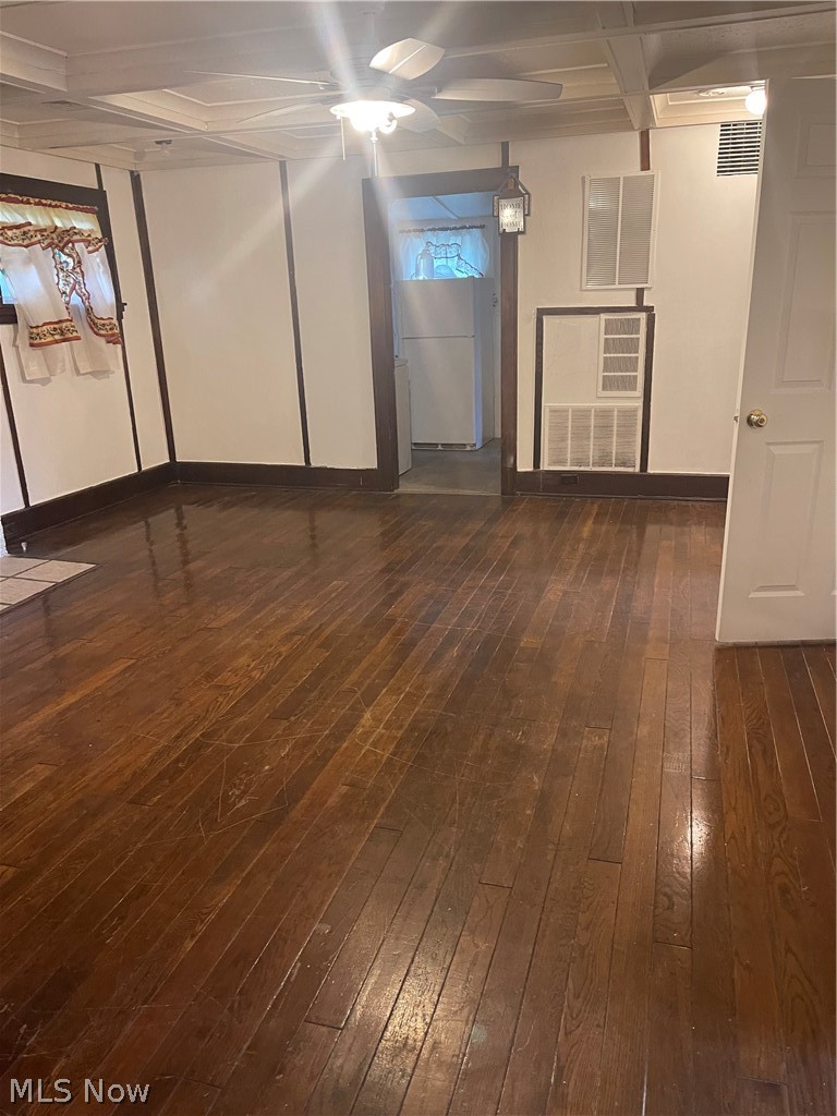 251 E 238th Street
