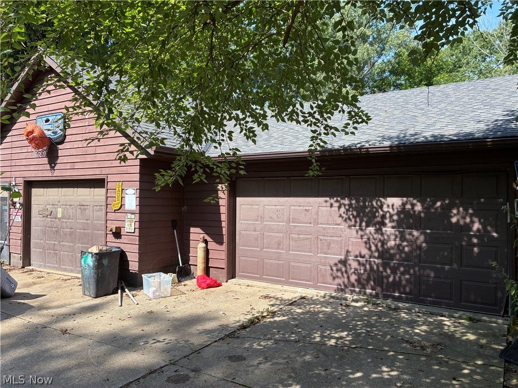 7176 Hunter Drive