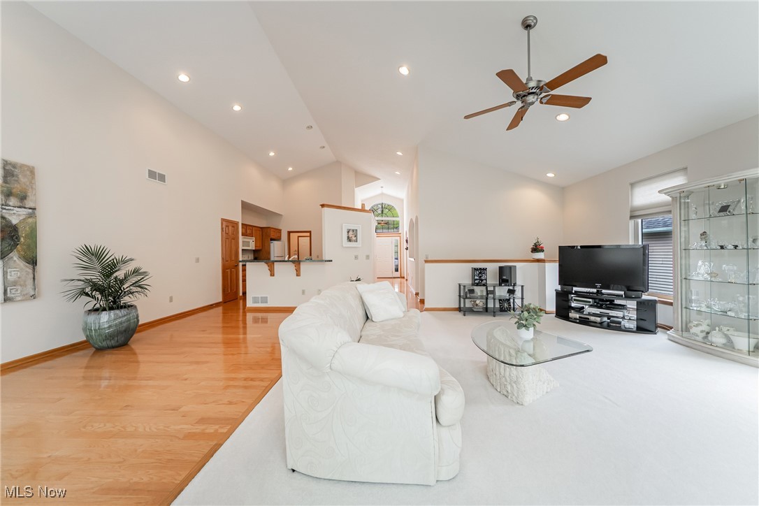 9388 Scottsdale Drive, Broadview Heights, Ohio image 12