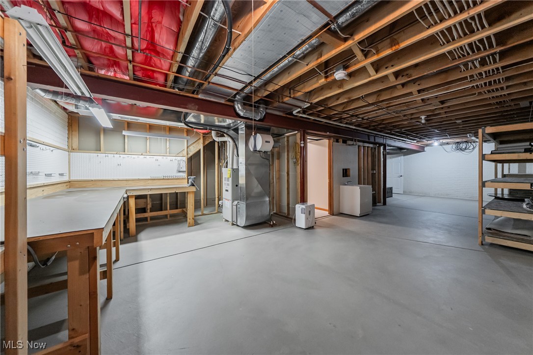 9388 Scottsdale Drive, Broadview Heights, Ohio image 38