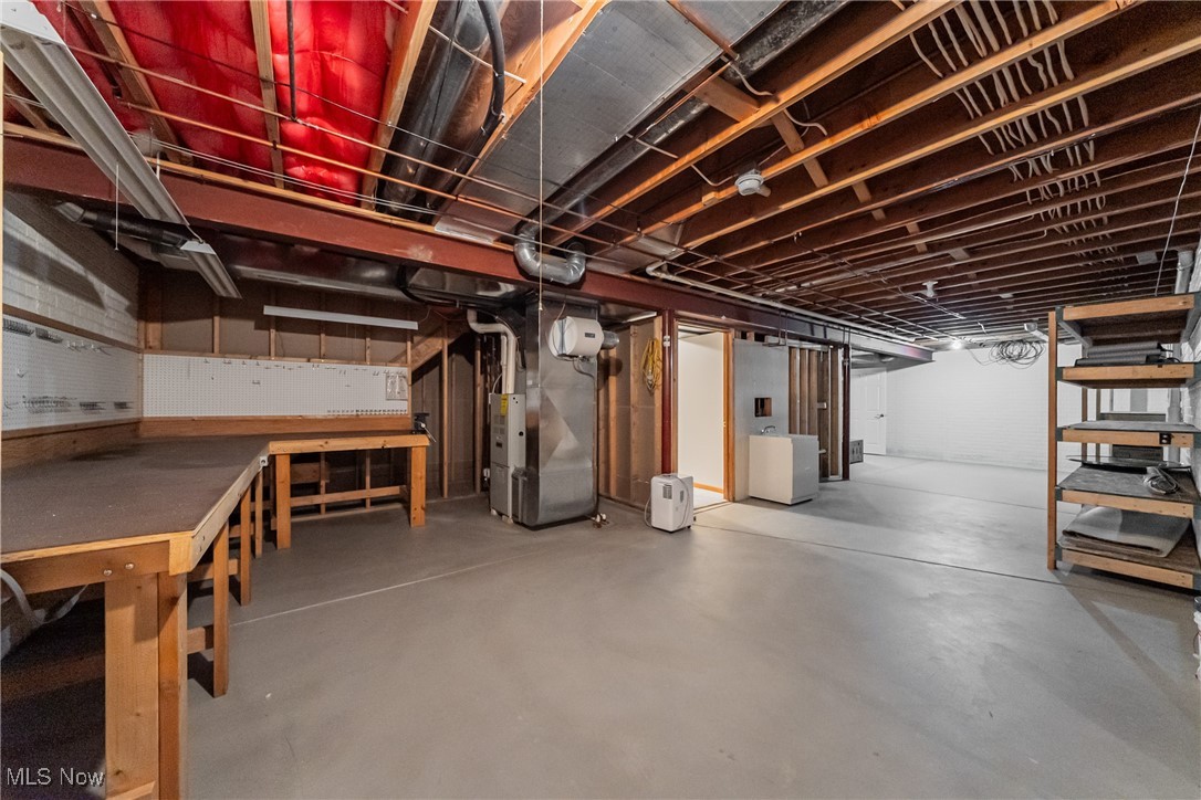 9388 Scottsdale Drive, Broadview Heights, Ohio image 37