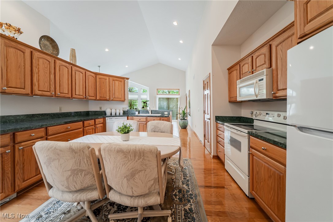 9388 Scottsdale Drive, Broadview Heights, Ohio image 16