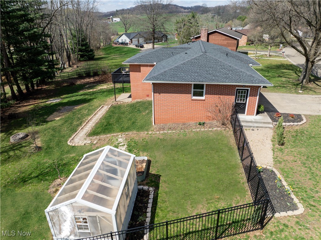430 Springbrook Drive, New Philadelphia, Ohio image 5