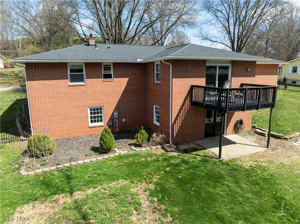 430 Springbrook Drive, New Philadelphia, Ohio image 11