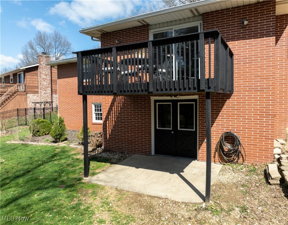 430 Springbrook Drive, New Philadelphia, Ohio image 7
