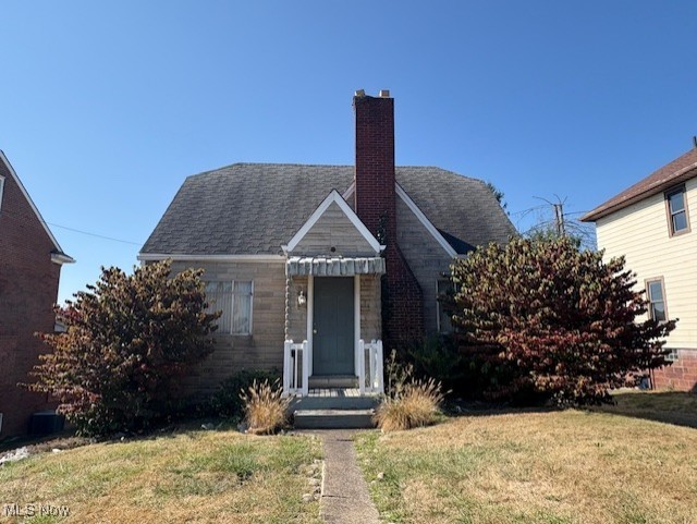 INVESTOR ALERT! Cute story and a half on Sunset blvd. Home has driveway to the left of home and can drive all the way into the back yard. There is an alley in the back with lots of parking back there. There will be a sign in the front and back so it will be easy to find. Garage faces the back and is in basement. 1st floor contains a kitchen, dining room, Living room a bedroom with a half bath. 2nd floor has 2 bedrooms and a full bath. Some work has been started on this home but was never finished. Owner will leave the new laminate laying in the dinning room to finish the 1st floor. This home will not pass any fha/va or government type loans. CASH or Conventional buyers only. The breaker box was replaced approx 5 yrs ago. The gas boiler is approx 19 yrs old. All utilities are on and in good working order. Age of home is unverifiable.