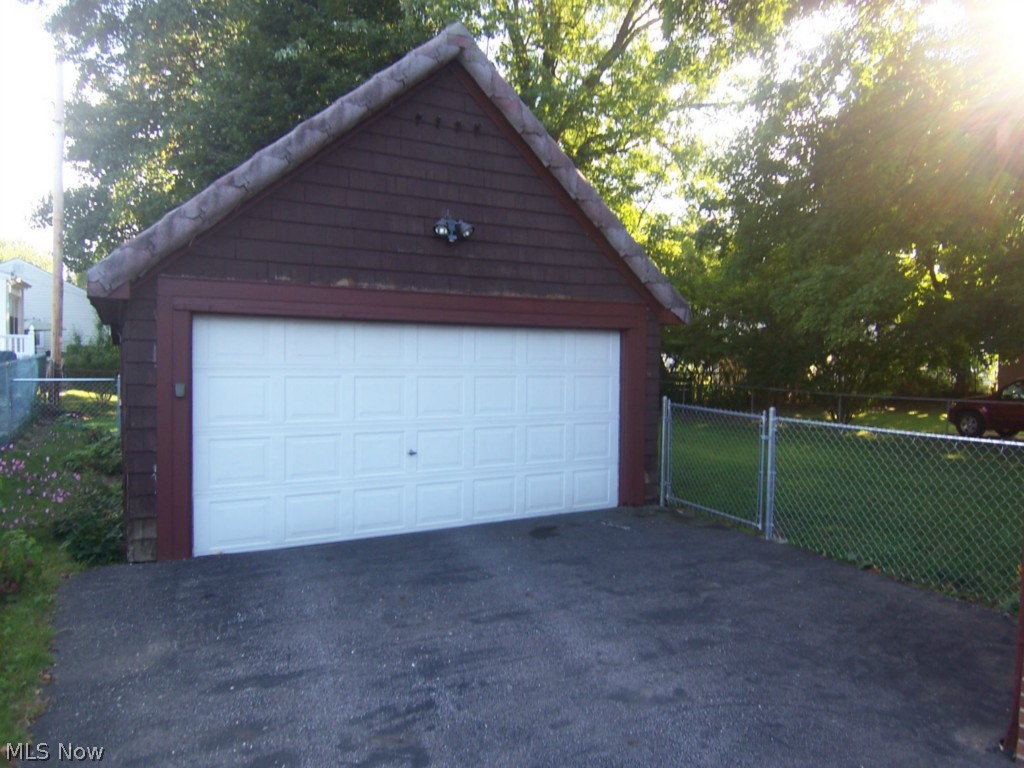 Cuyahoga River Estate - Residential